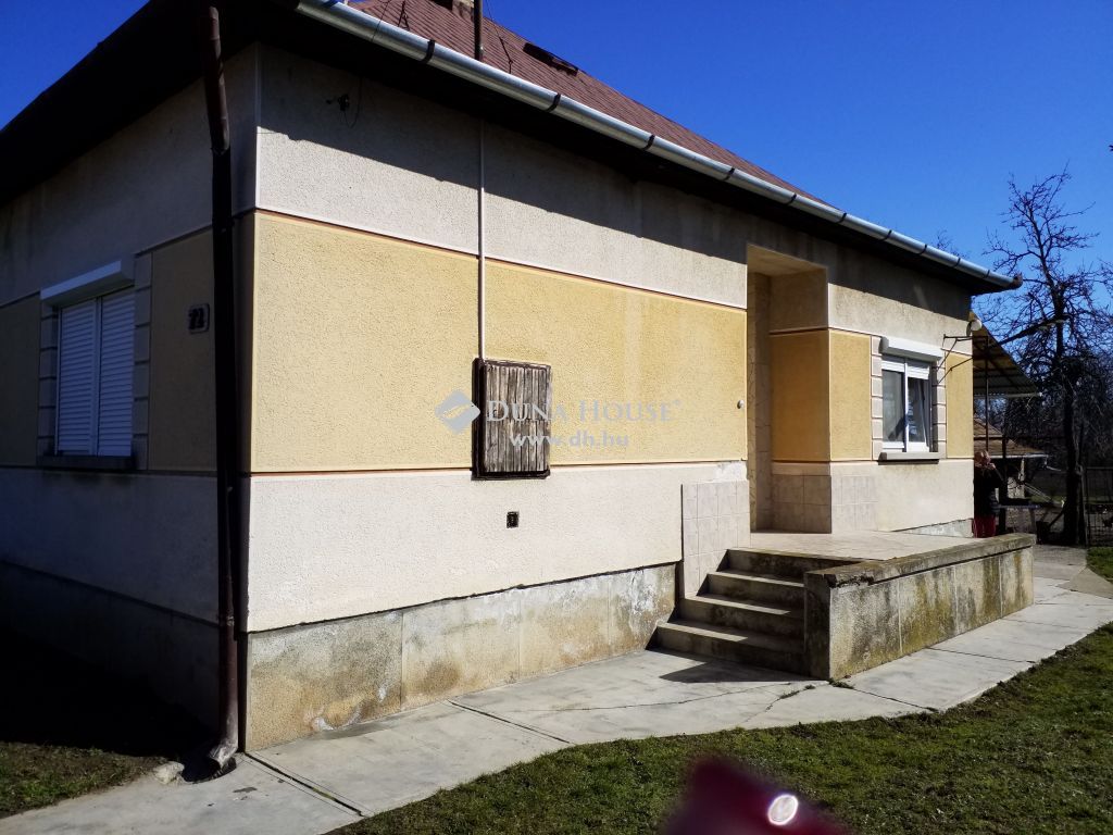 8156 Kisláng , Csendes helyen — 1/16