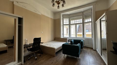 Kiadó Lakás 1085 Budapest 8. kerület 