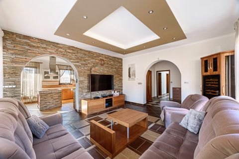 Eladó Ház 2120 Dunakeszi , Dunakeszi Toldi-Dombliget lakópark csendes utcájában önálló 