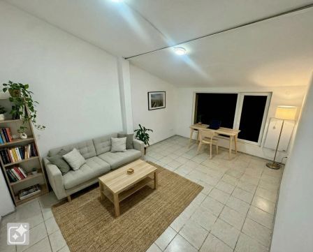 Eladó Lakás 1202 Budapest 20. kerület , Központi helyen