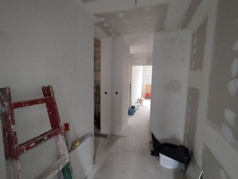 Eladó Lakás 2800 Tatabánya 