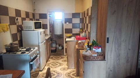 Eladó Ház 2451 Ercsi Egyszintes, akár kétgenerációnak is 