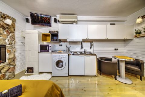 Eladó Lakás 1066 Budapest 6. kerület 