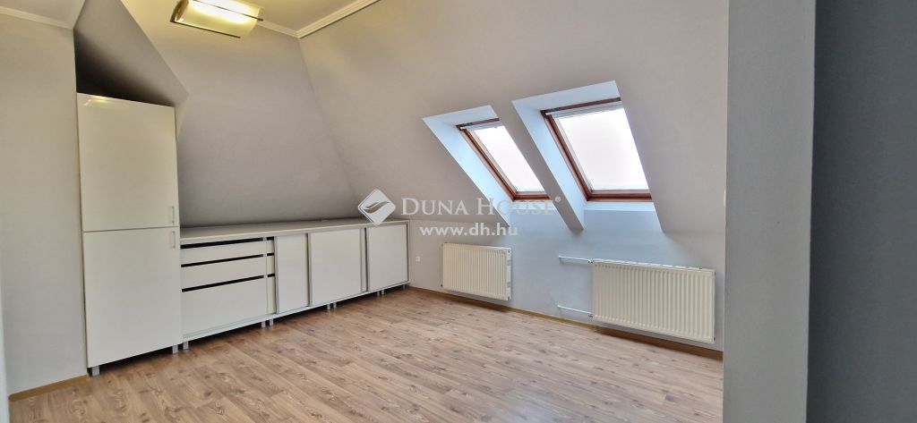 4400 Nyíregyháza , Az Ér utcán — 1/26