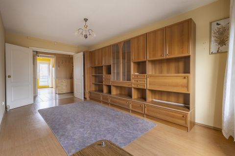 Eladó Lakás 8000 Székesfehérvár 