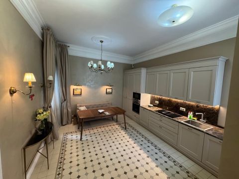 Eladó Lakás 1052 Budapest 5. kerület , Párizsi utca - Deák Ferenc utca 