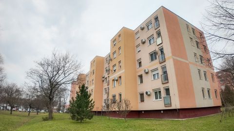 Eladó Lakás 8300 Tapolca 