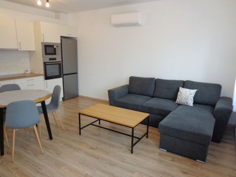 Kiadó Lakás 2600 Vác LAKÓPARKI ÚJ ÉPÍTÉSŰ nagy lakás KIADÓ