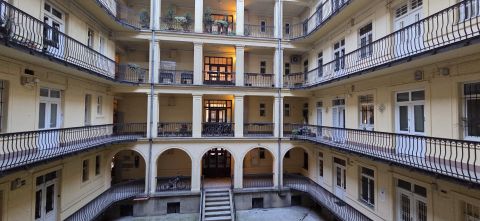 Eladó Lakás 1089 Budapest 8. kerület 