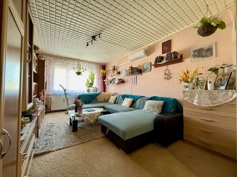 Eladó Lakás 8200 Veszprém Stromfeld Aurél utca