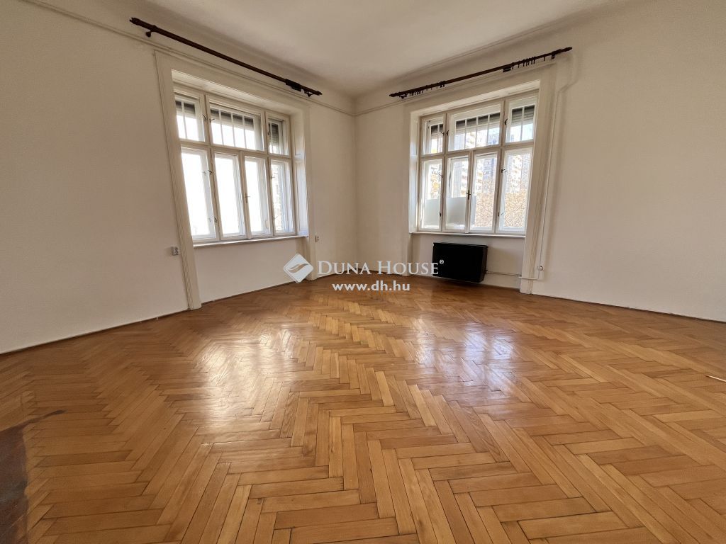 1083 Budapest 8. kerület , Corvin sétány mellett — 1/27