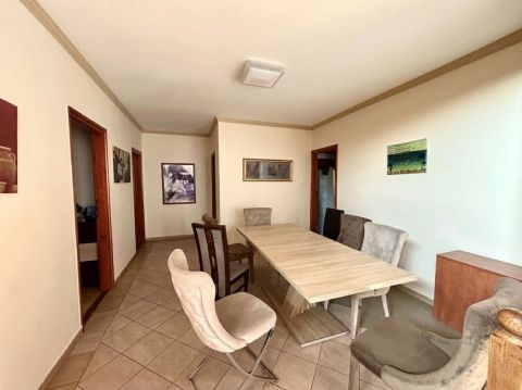 Eladó Üzlethelyiség 4274 Hosszúpályi , Hosszúpályi központi részén