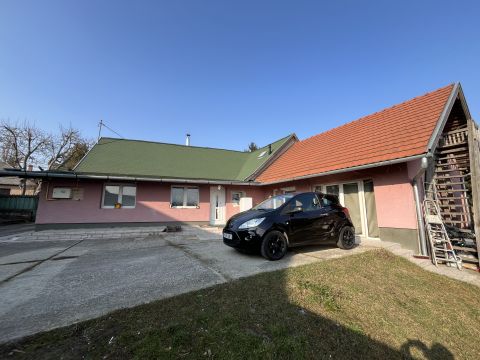 Eladó Ház 2051 Biatorbágy , 2051 Biatorbágy - Viadukt közelében