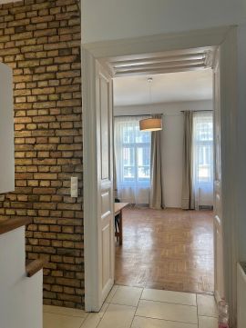 Eladó Lakás 1065 Budapest 6. kerület 