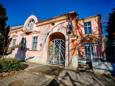 Eladó Lakás 8840 Csurgó , Eladó Társasház/Apartmanház Csurgón! - Kiváló Befektetés! 