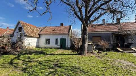 Eladó Ház 8300 Tapolca 