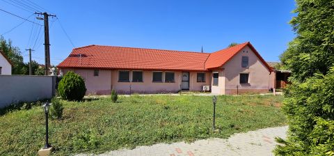 Eladó Ház 7140 Bátaszék Bátaszék