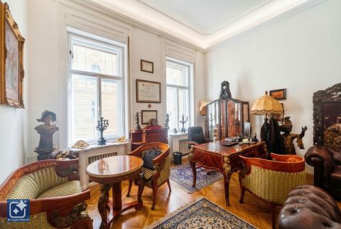 Eladó Lakás 1055 Budapest 5. kerület , 2 bejáratos - remek lokáció - kiváló elosztás