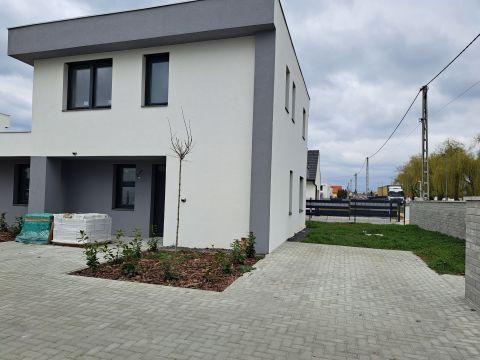 Eladó Ház 8400 Ajka Kossuth utca 