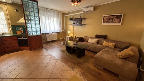 Eladó Lakás 1033 Budapest 3. kerület , Kaszásdűlőn