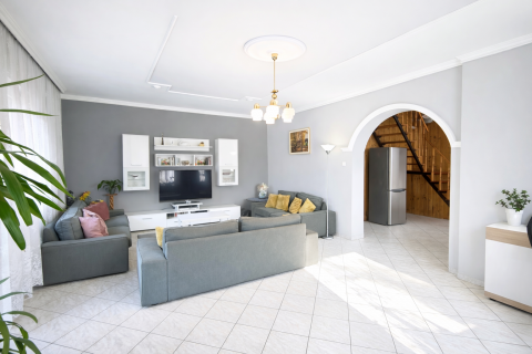 Eladó Ház 2131 Göd 