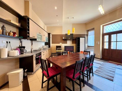 Eladó Lakás 1086 Budapest 8. kerület , 1086 Budapest 8, Józsefváros