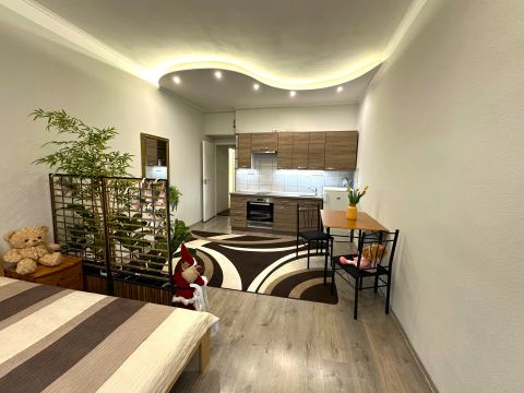 Eladó Lakás 1086 Budapest 8. kerület 