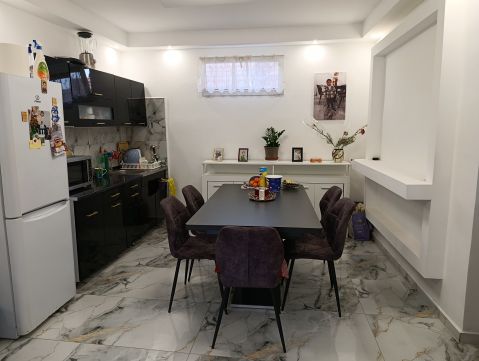 Eladó Ház 2252 Tóalmás , családi házas, csendes