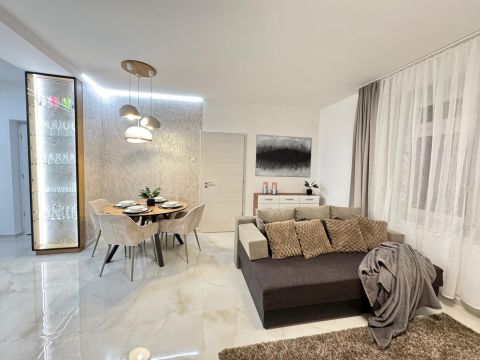 Kiadó Lakás 4026 Debrecen , KIadó ingatlan  Mesterfalva városrészen