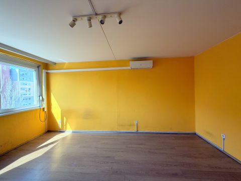 Eladó Lakás 1144 Budapest 14. kerület 