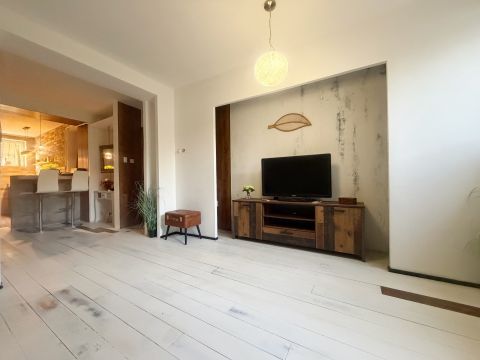 Eladó Lakás 1147 Budapest 14. kerület 