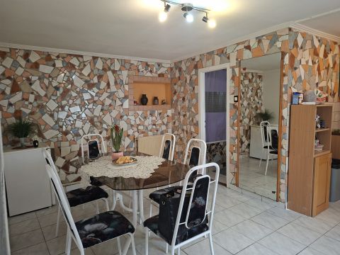 Eladó Ház 2340 Kiskunlacháza , Kert u és felsőkereszt u sarok