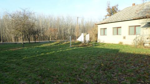 Eladó Ház 5244 Tiszaszőlős 