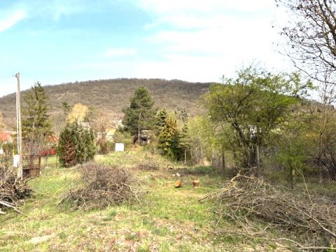 Eladó Telek 2500 Esztergom 