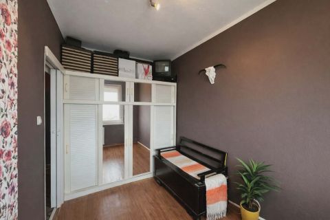 Eladó Lakás 1041 Budapest 4. kerület , Újpesti lakótelep