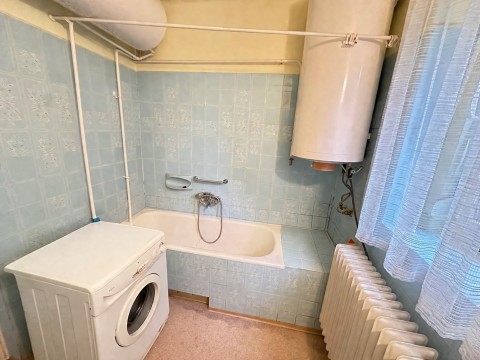 Eladó Ház 2750 Nagykőrös Kedvelt részén, nappali +2 szobás, felújítást igénylő házikó