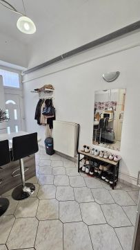 Eladó Lakás 1143 Budapest 14. kerület Stadionok Mellett, Csendes Társasházban