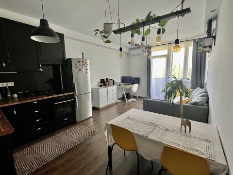 Eladó Lakás 1098 Budapest 9. kerület , A József Attila lakótelep központi részén