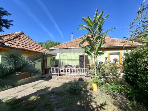 Eladó Ház 2730 Albertirsa 