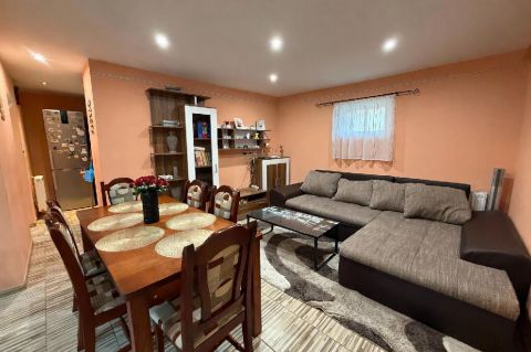 Eladó Ház 8152 Kőszárhegy , 8152 Kőszárhegy, Csendes