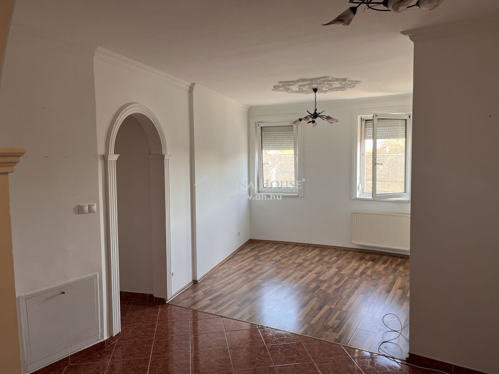 1046 Budapest 4. kerület , Kiváló lehetőség Újpest kertvárosi részén — 1/28