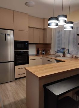 Eladó Ház 8100 Várpalota Várpalota