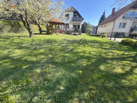 Eladó Ház 8175 Balatonfűzfő 