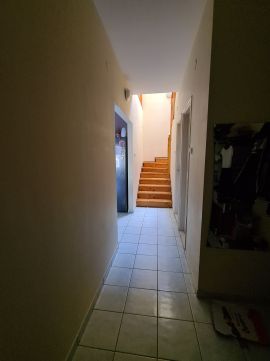 Eladó Lakás 8500 Pápa Pápa Belváros szívében 74nm-es lakás