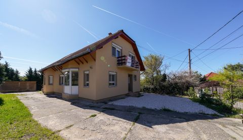 Eladó Ház 2146 Mogyoród 