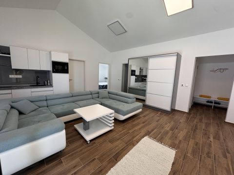 Eladó Lakás 8380 Hévíz Hévíz kedvelt utcájában