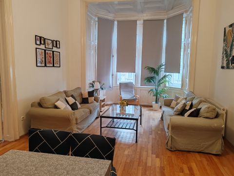 Kiadó Lakás 1066 Budapest 6. kerület 