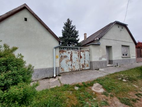 Eladó Ház 6503 Baja 