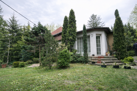 Eladó Ház 1038 Budapest 3. kerület 