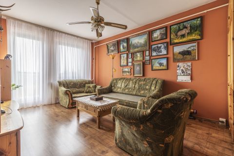 Eladó Lakás 8000 Székesfehérvár 